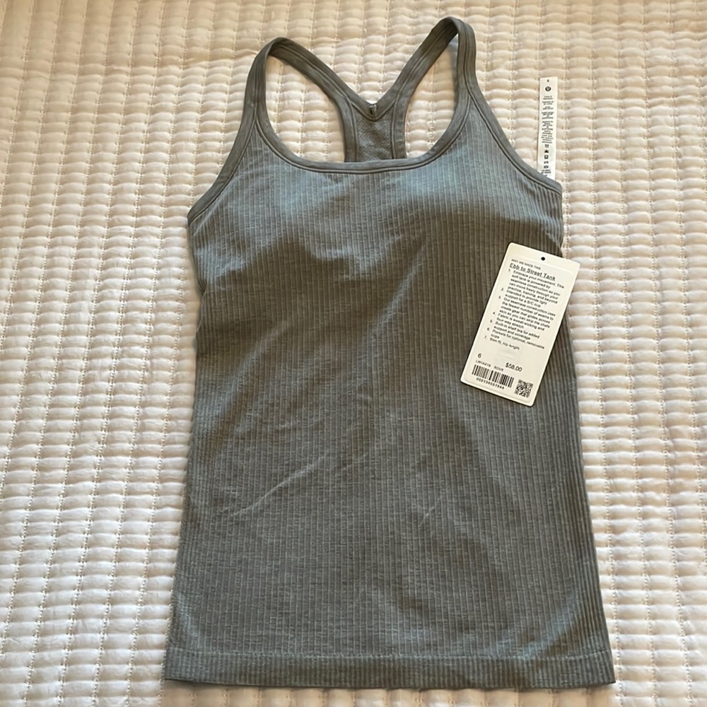 Lululemon EBB to Street Tank